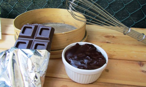Crema pasticcera al cioccolato – ricetta immancabile nei vostri ricettari :)